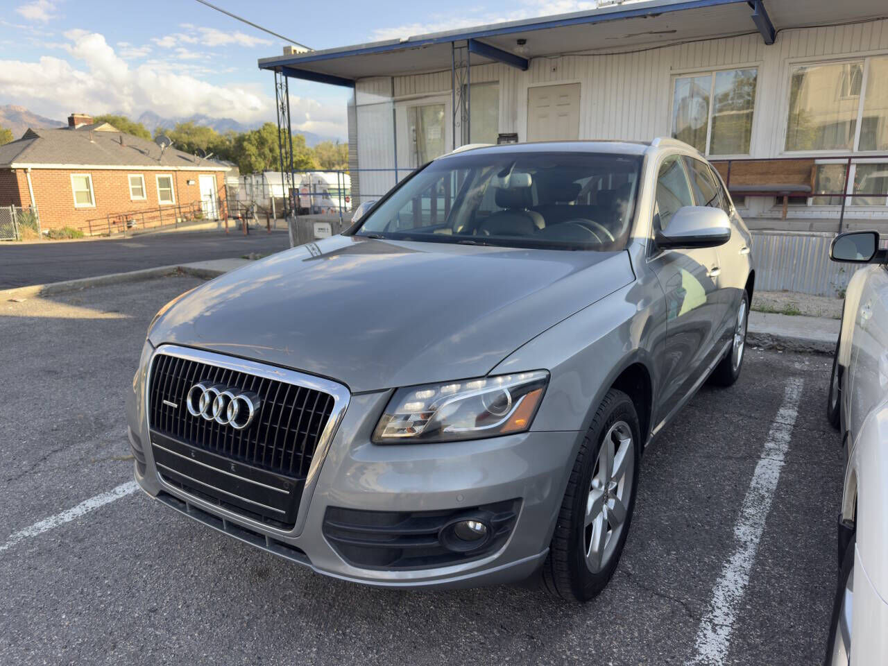 2010 AUDI Q5