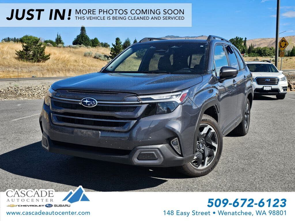 2025 SUBARU Forester