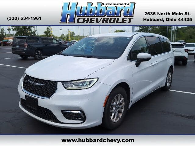 2023 CHRYSLER Pacifica
