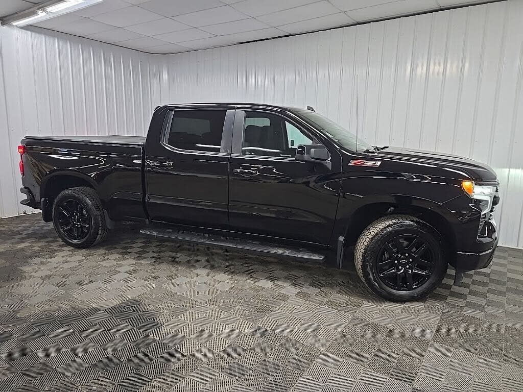 2023 CHEVROLET Silverado