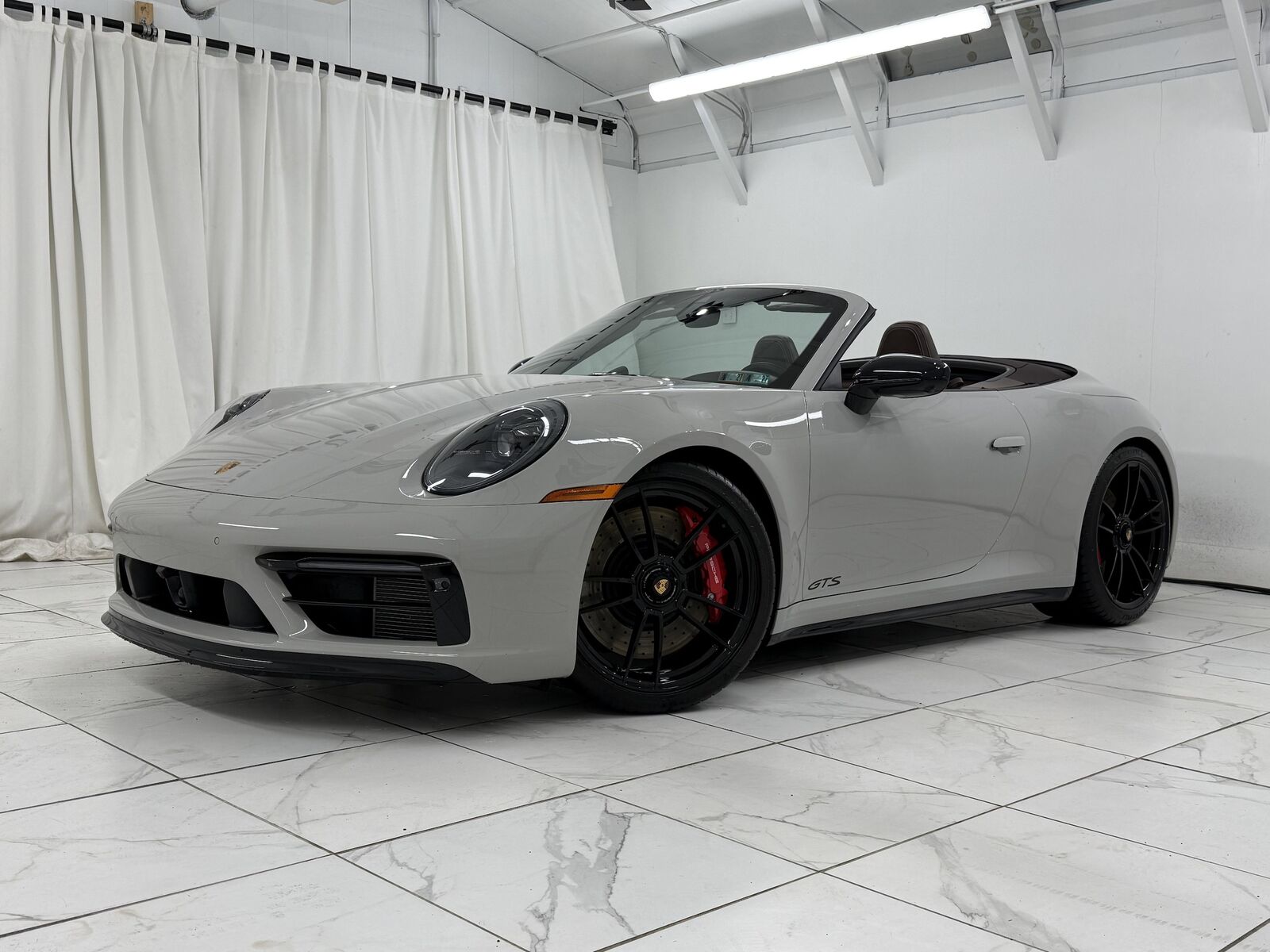 2023 PORSCHE 911