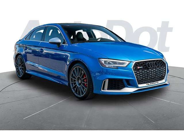 2019 AUDI RS3