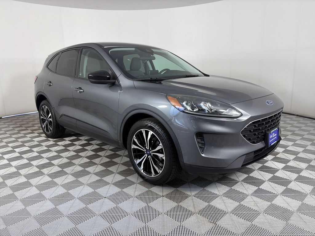 2022 FORD Escape