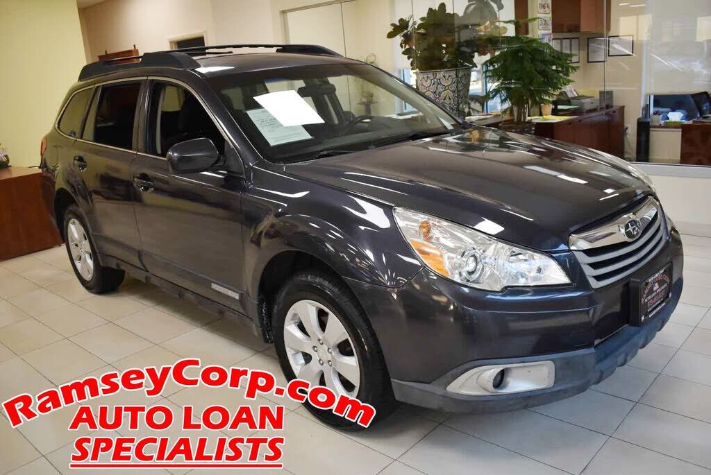 2011 SUBARU Outback