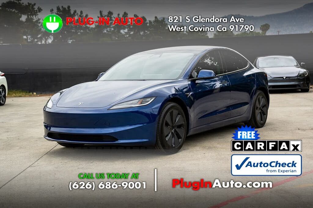 2025 TESLA Model 3