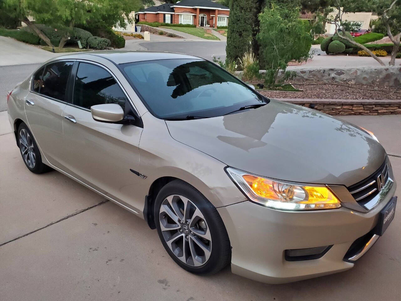 2015 HONDA Accord