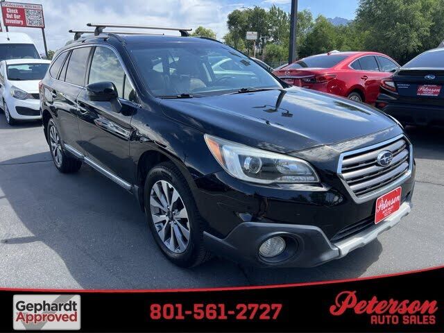 2017 SUBARU Outback