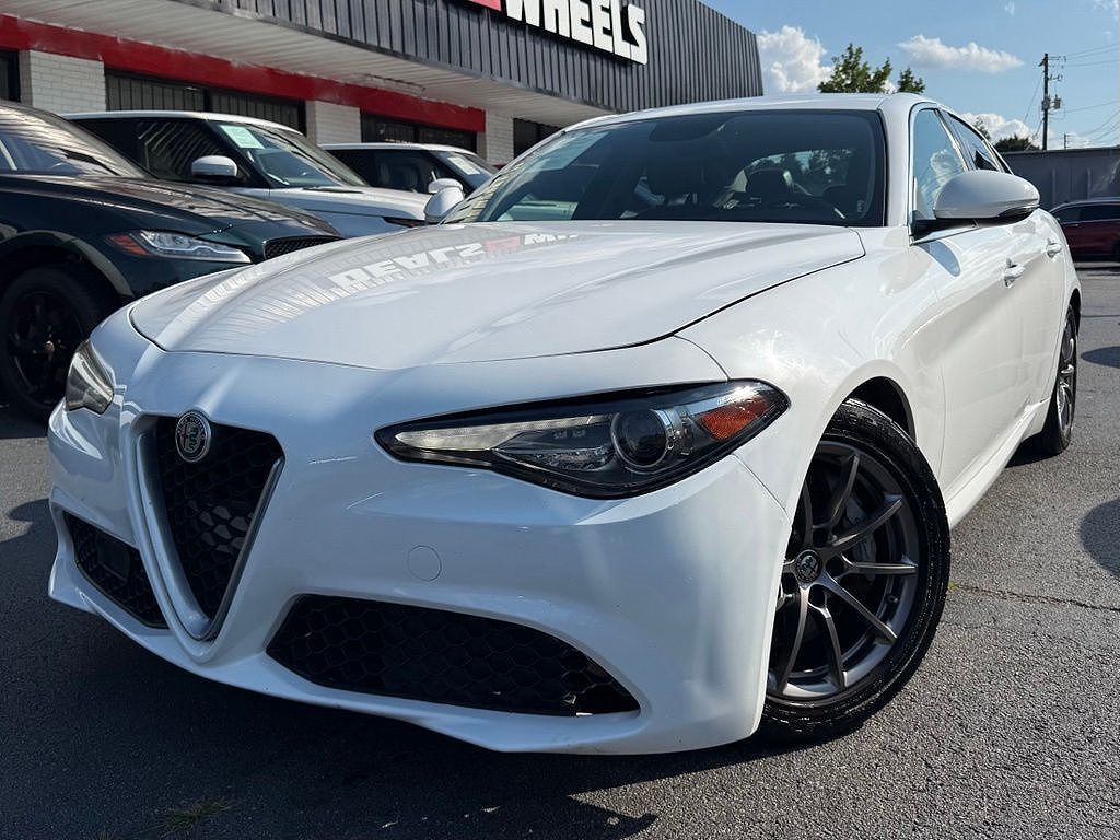 2017 ALFA ROMEO Giulia