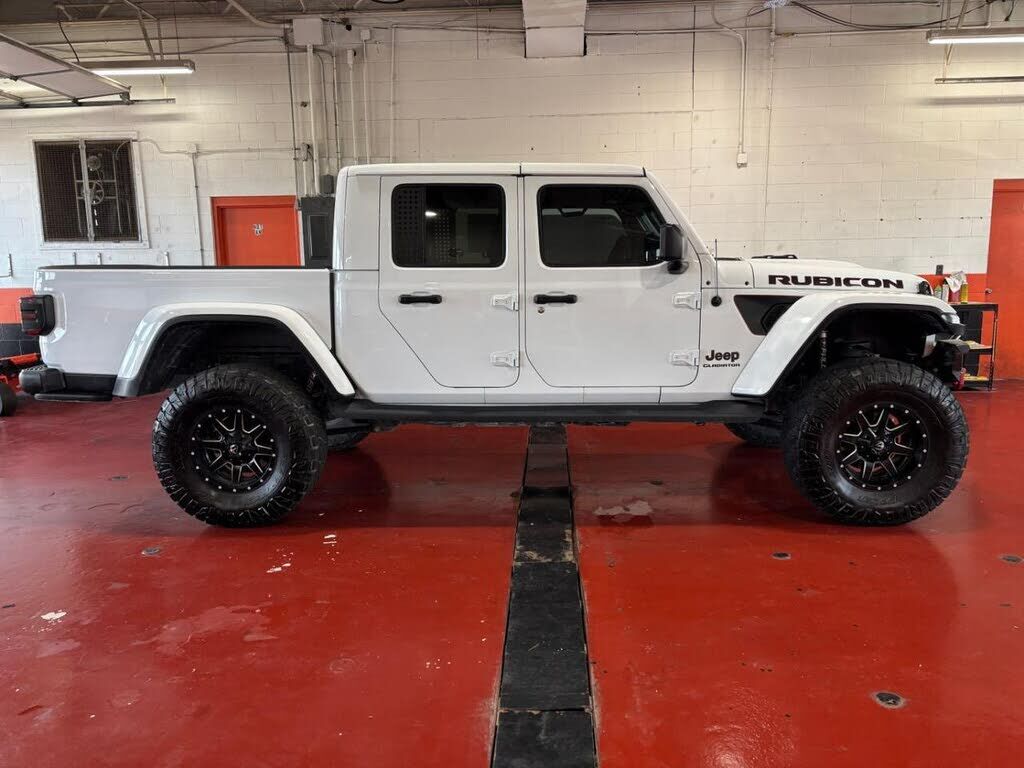 2021 JEEP Gladiator