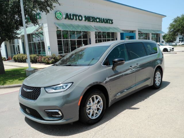 2025 CHRYSLER Pacifica