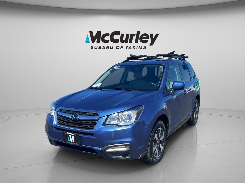 2017 SUBARU Forester