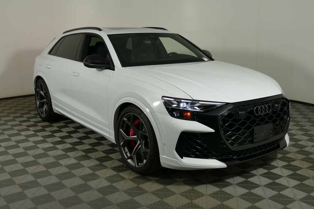 2026 AUDI RS Q8