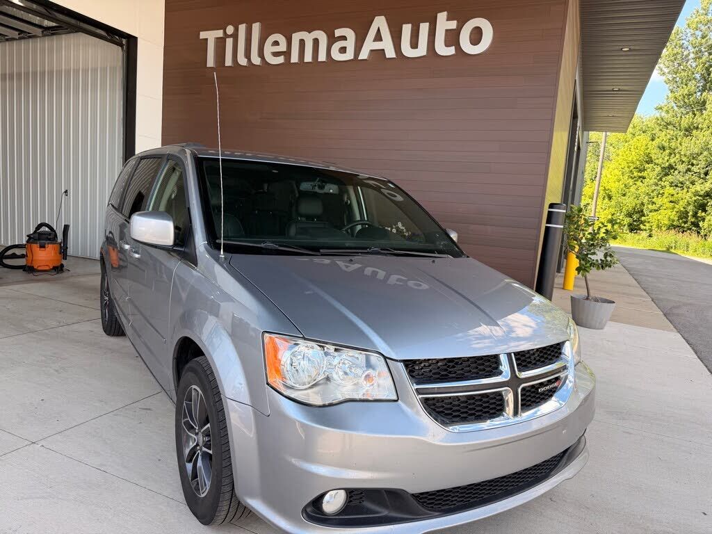 2016 DODGE Grand Caravan
