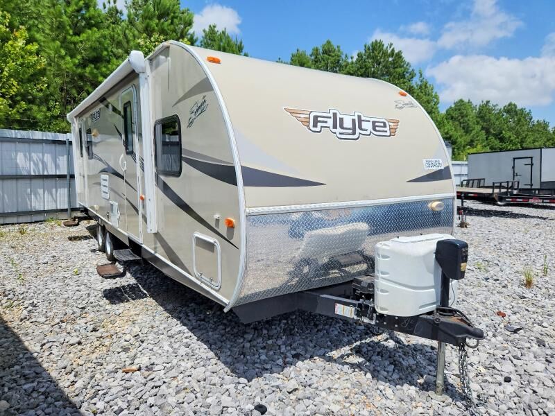 2017 FOREST RIVER Shasta Flyte