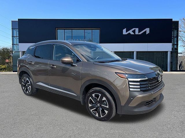 2025 NISSAN Kicks