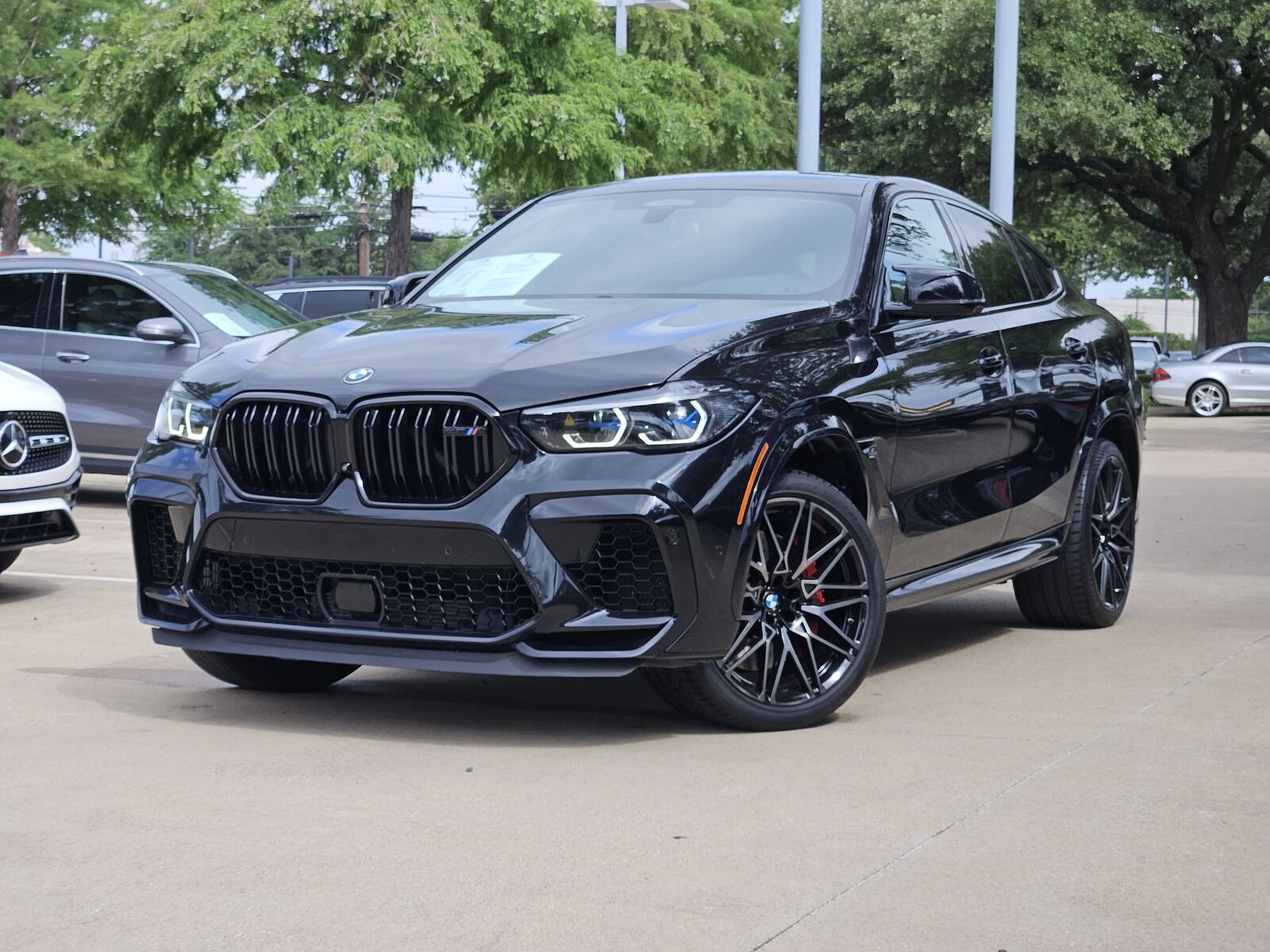 2022 BMW X6