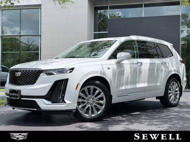 2025 CADILLAC XT6