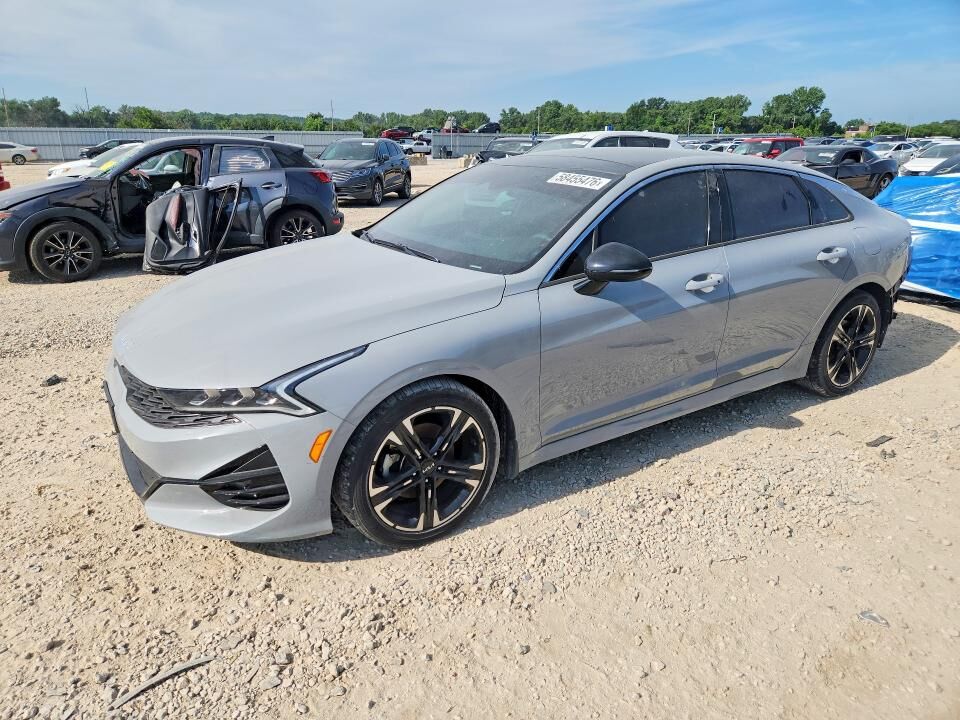 2022 KIA K5