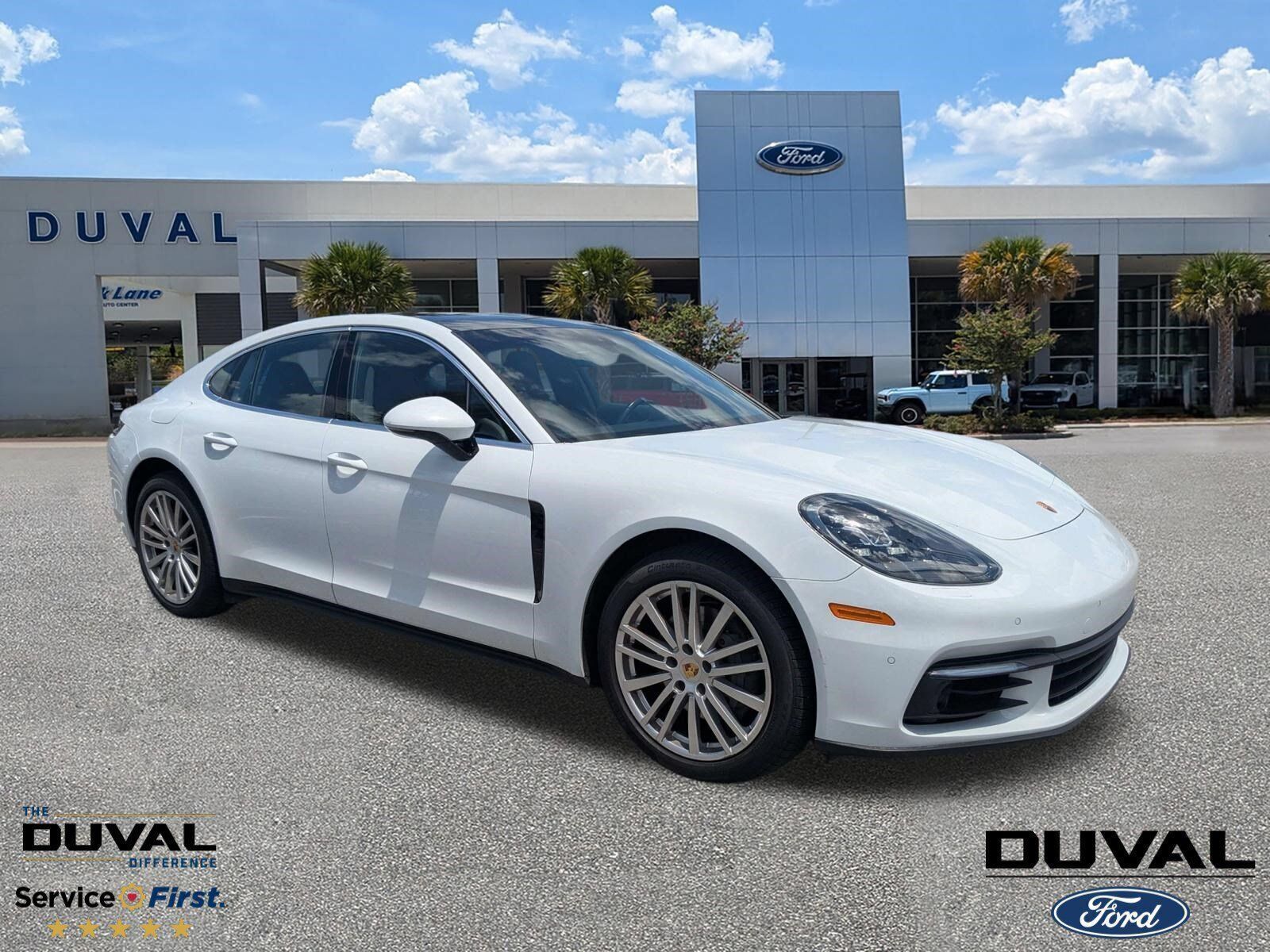 2017 PORSCHE Panamera