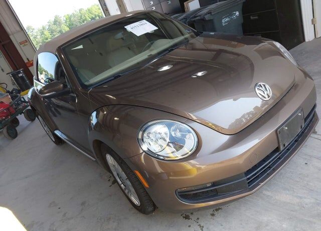 2014 VOLKSWAGEN Beetle