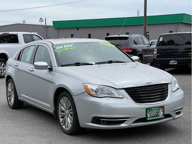 2012 CHRYSLER 200