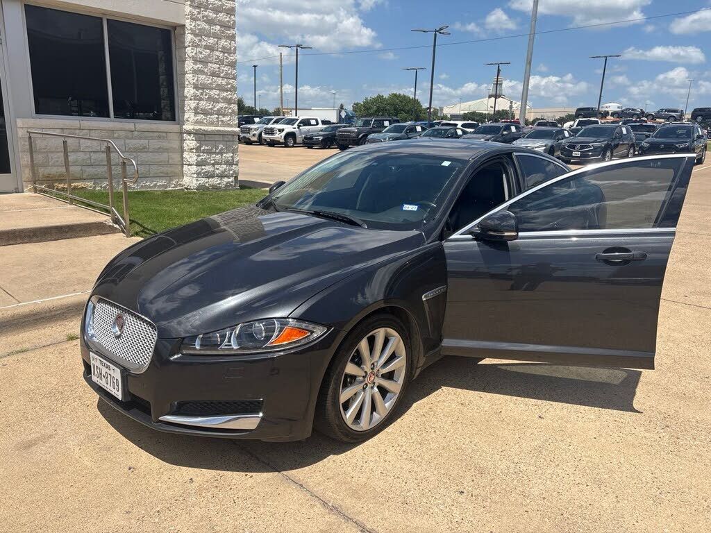 2014 JAGUAR XF