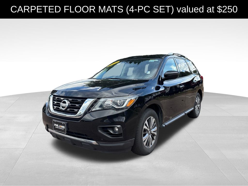 2020 NISSAN Pathfinder