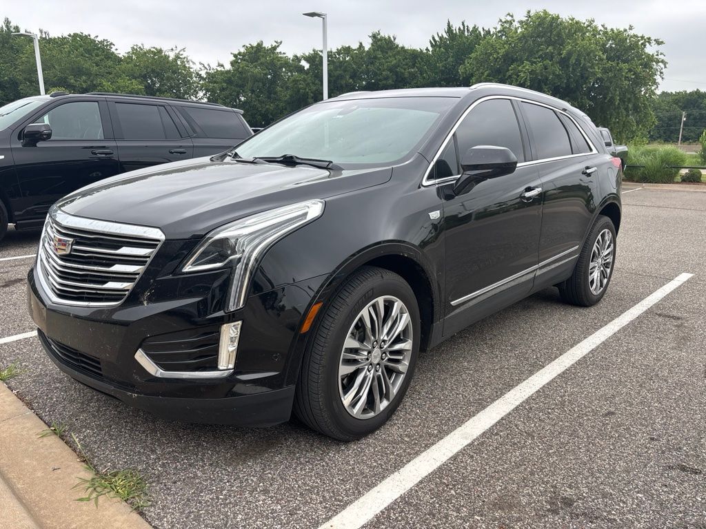 2017 CADILLAC XT5
