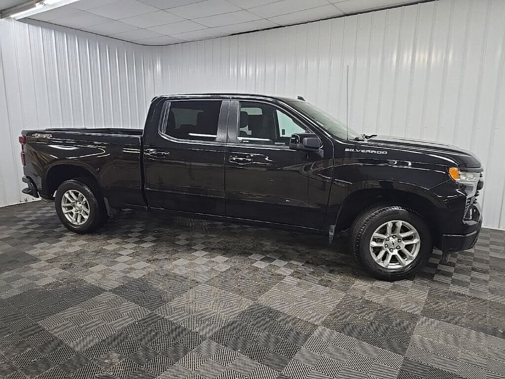 2023 CHEVROLET Silverado