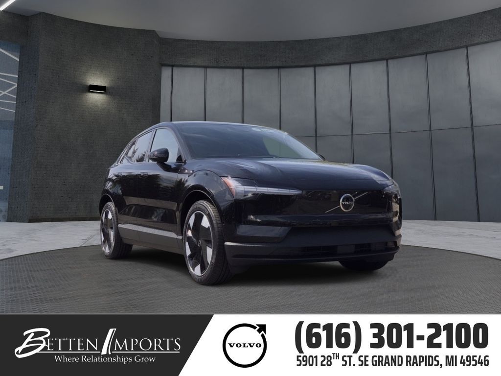 2026 VOLVO EX30