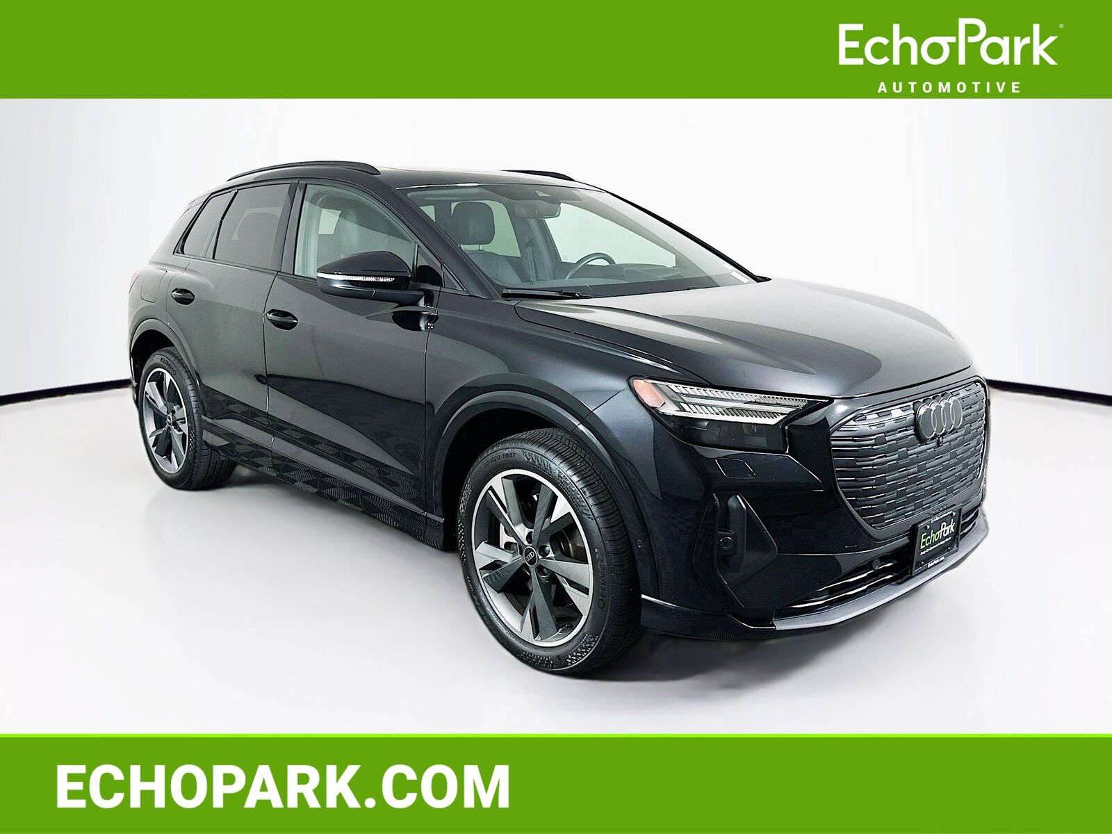2023 AUDI Q4