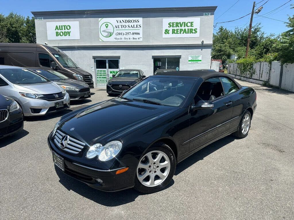 2004 MERCEDES-BENZ CLK-Class