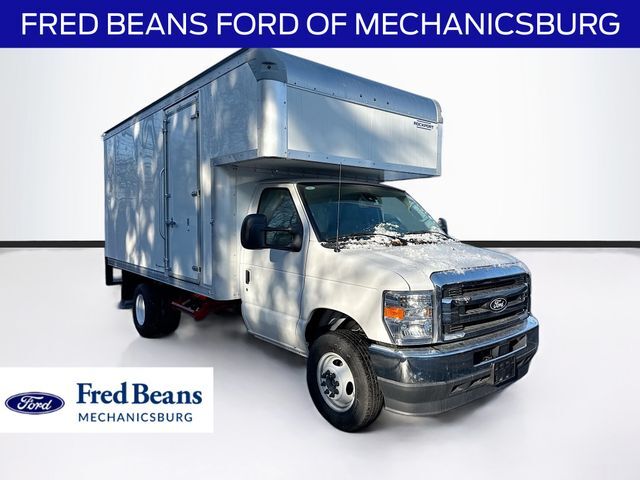 2026 FORD E-450