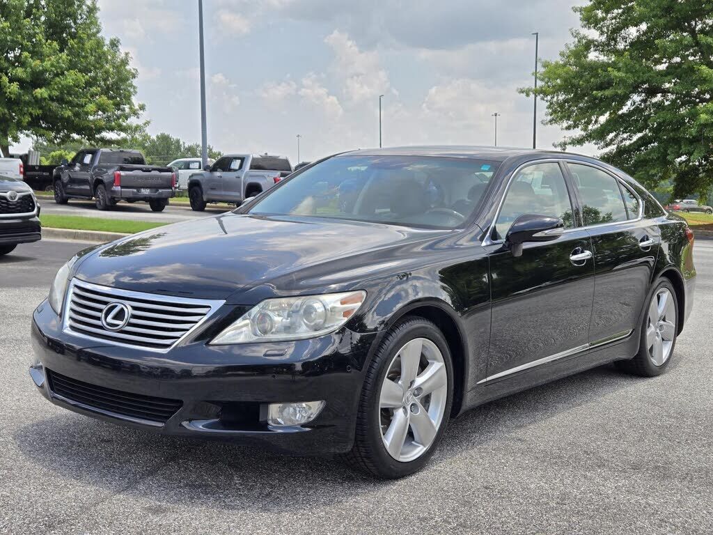 2011 LEXUS LS