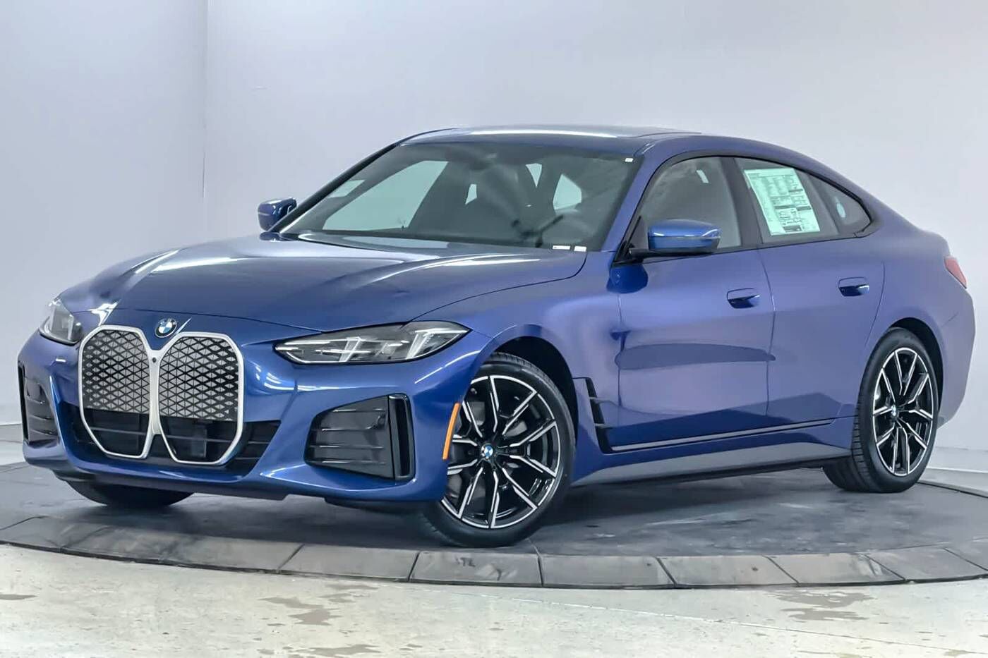 2026 BMW i4