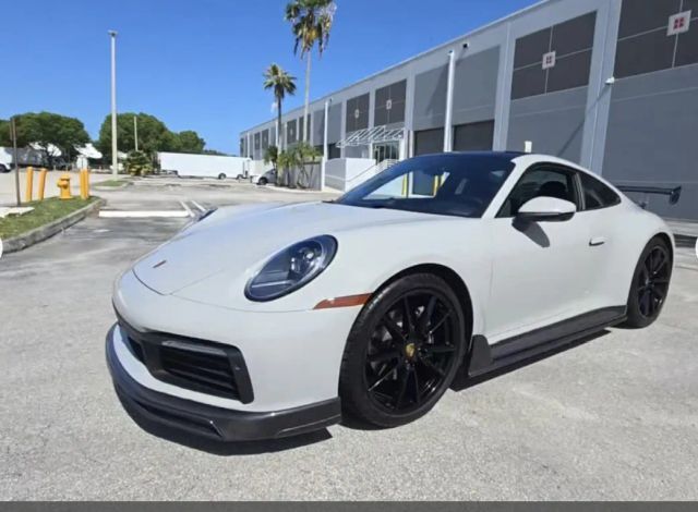 2021 PORSCHE 911