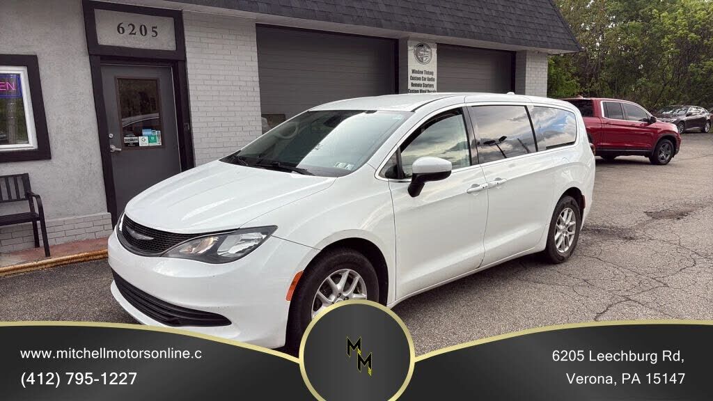 2017 CHRYSLER Pacifica