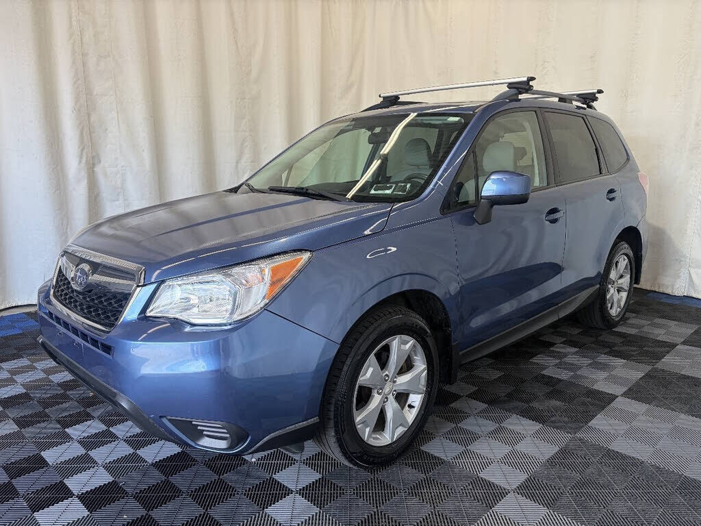 2015 SUBARU Forester