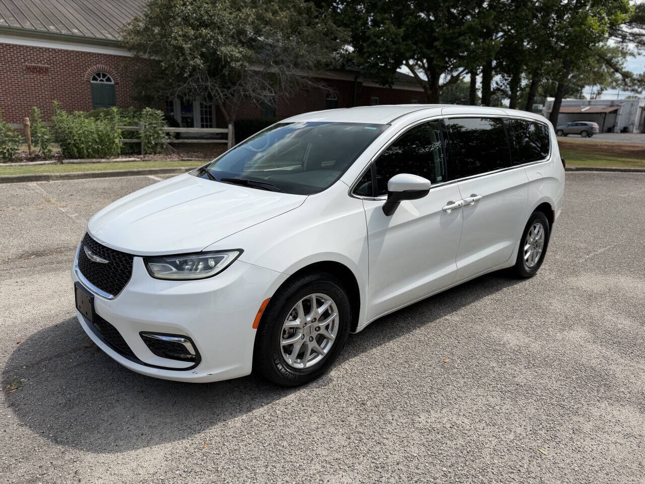 2023 CHRYSLER Pacifica