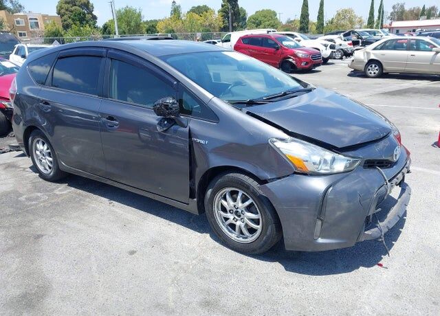 2016 TOYOTA Prius
