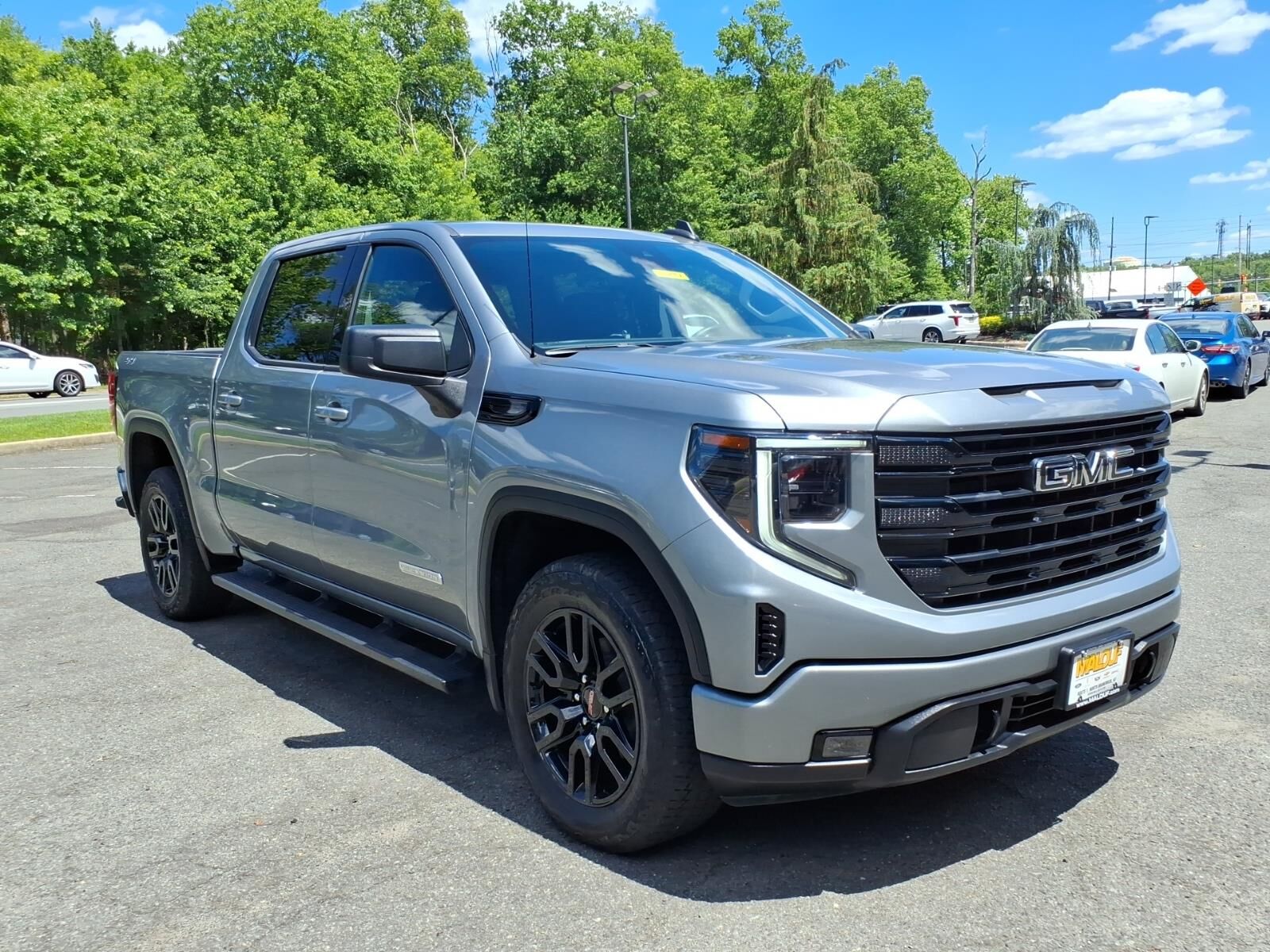 2023 GMC Sierra