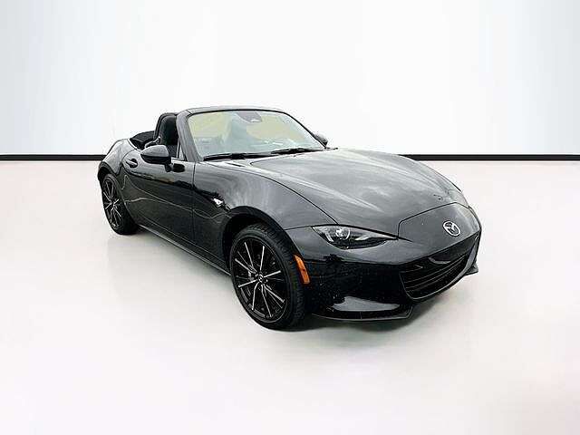 2025 MAZDA MX-5