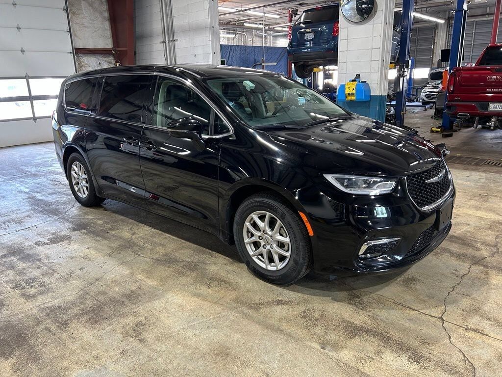 2024 CHRYSLER Pacifica