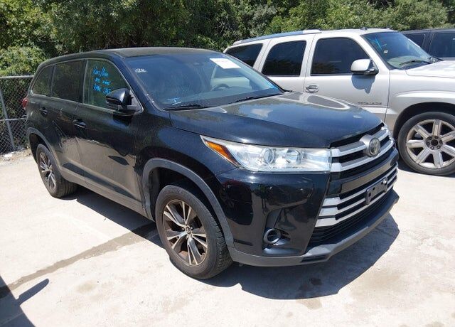 2019 TOYOTA Highlander