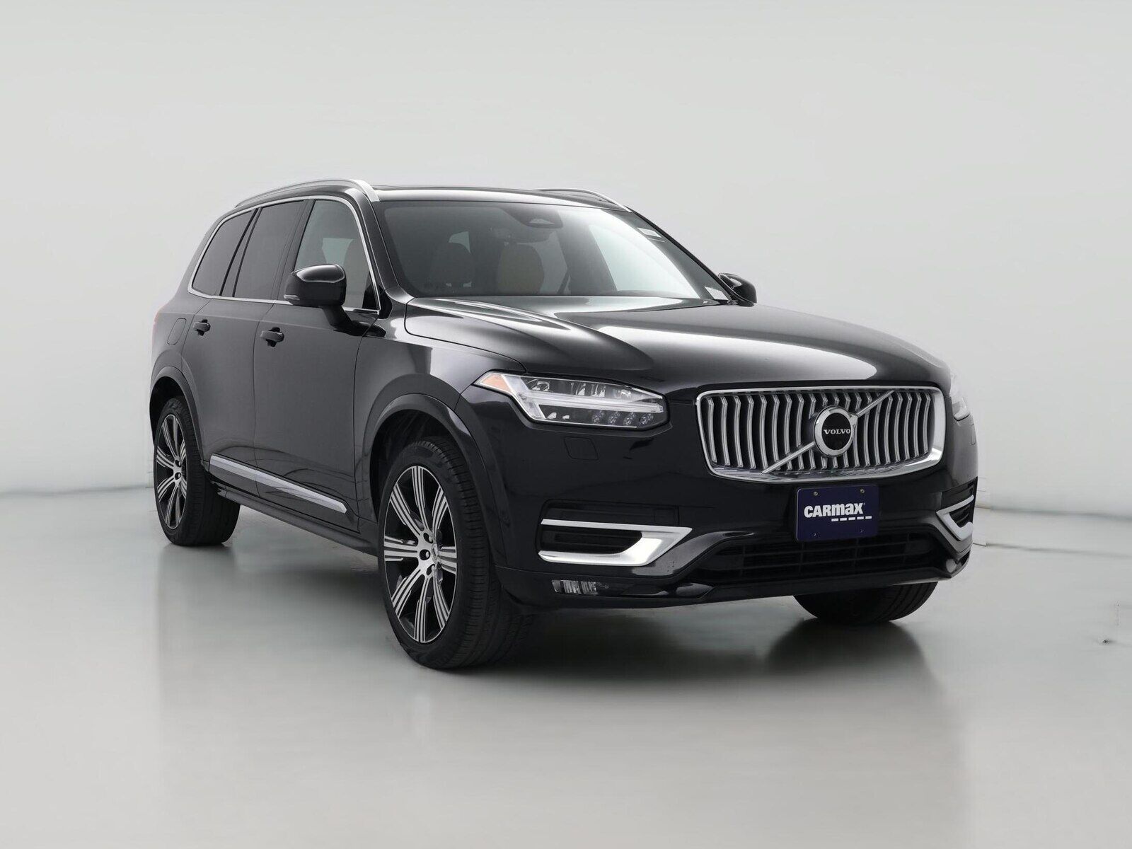 2023 VOLVO XC90