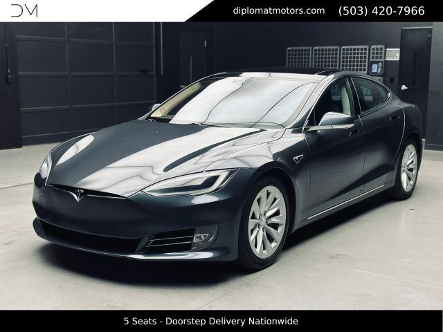 2016 TESLA Model S