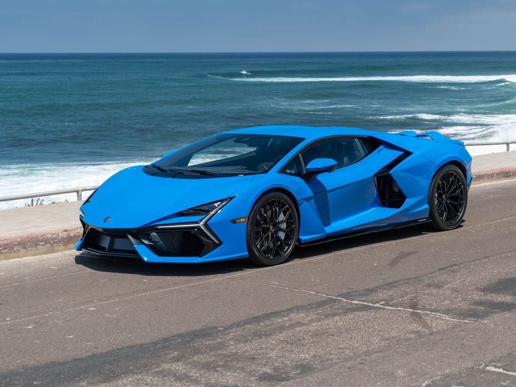 2026 LAMBORGHINI Revuelto