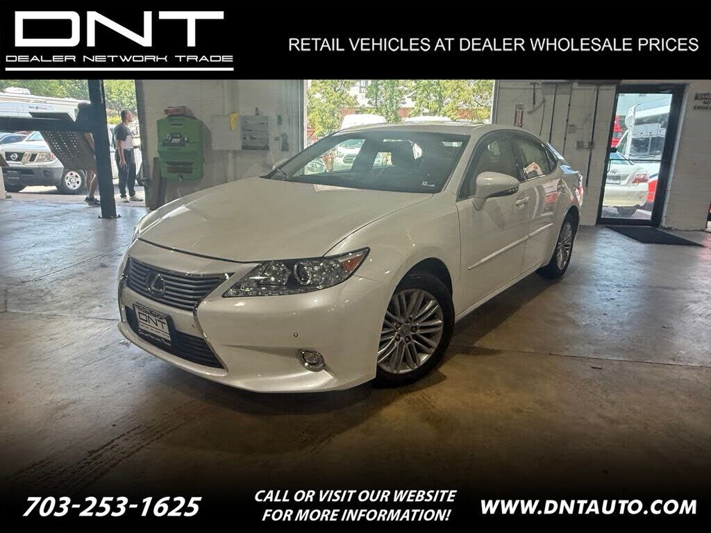 2015 LEXUS ES
