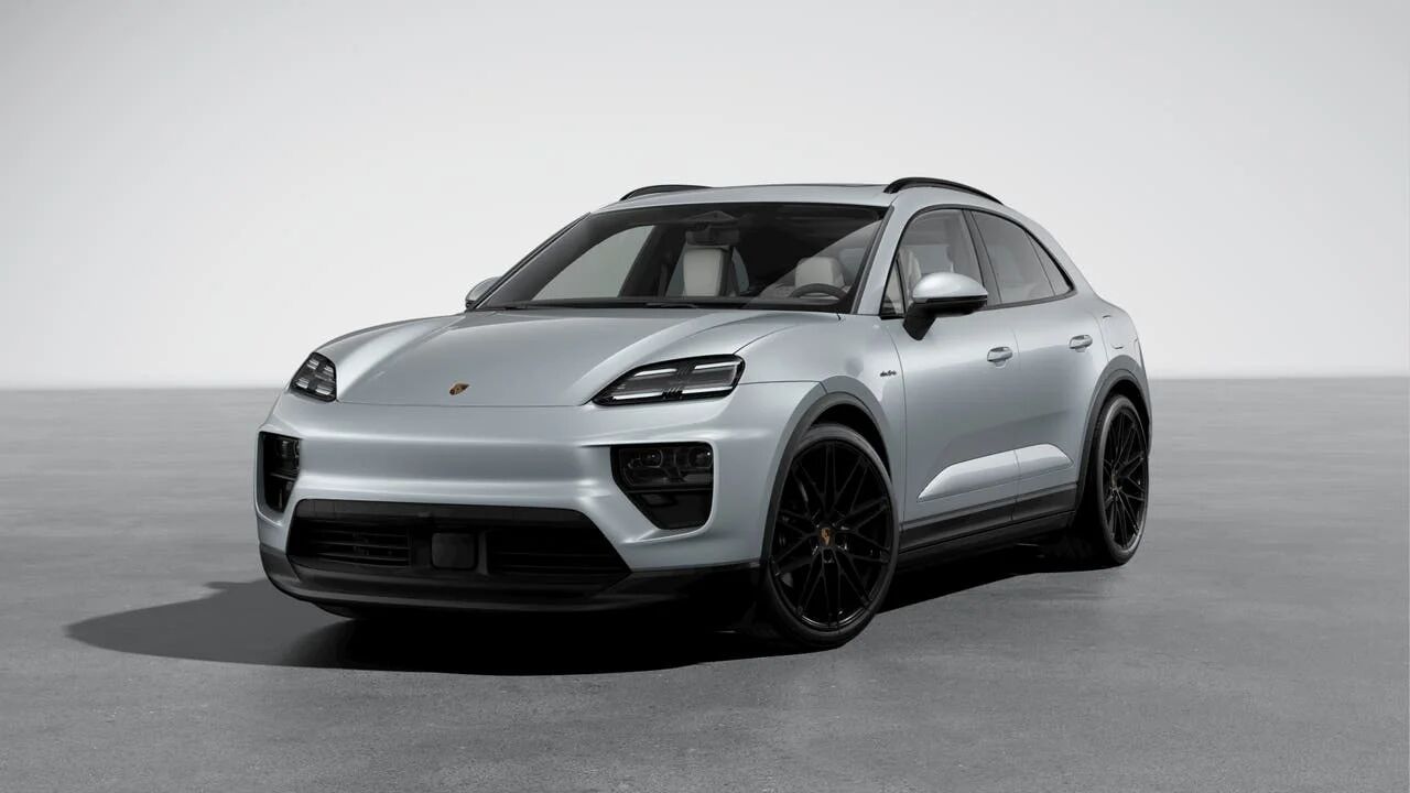 2026 PORSCHE Macan