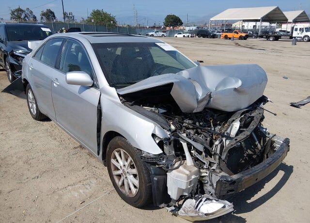 2010 TOYOTA Camry